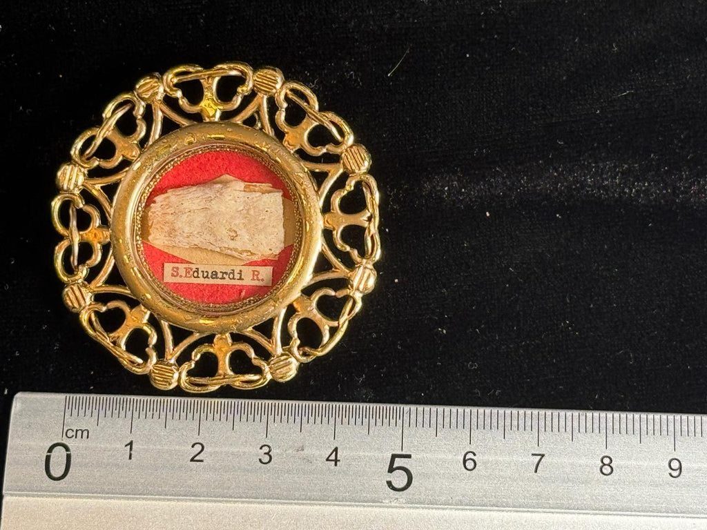Authentic 1st Class Relic of Saint Edward the Confessor (S. Eduardi R.)