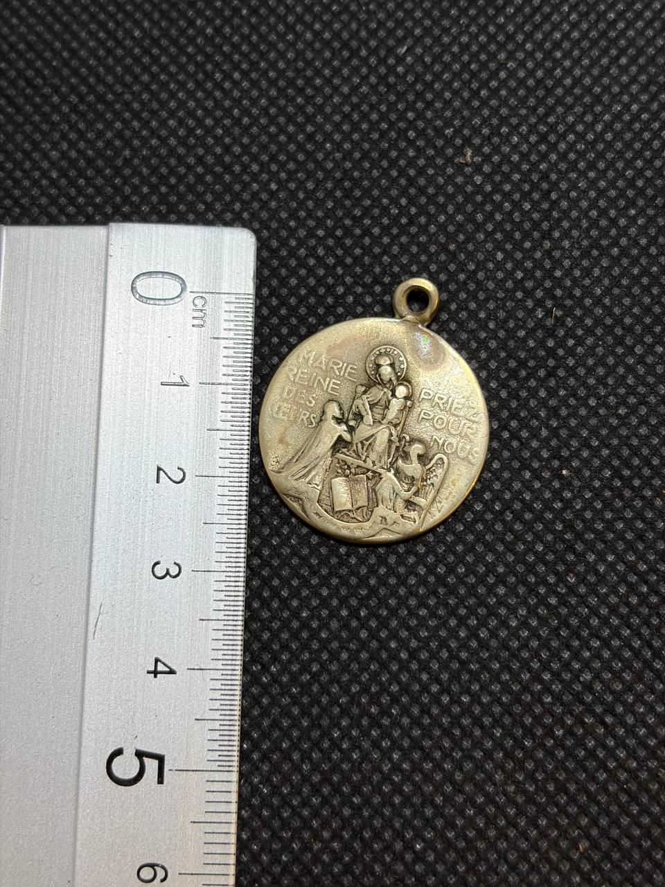Vintage French Catholic Medal – Marie Reine, Virgin Mary Religious Pendant