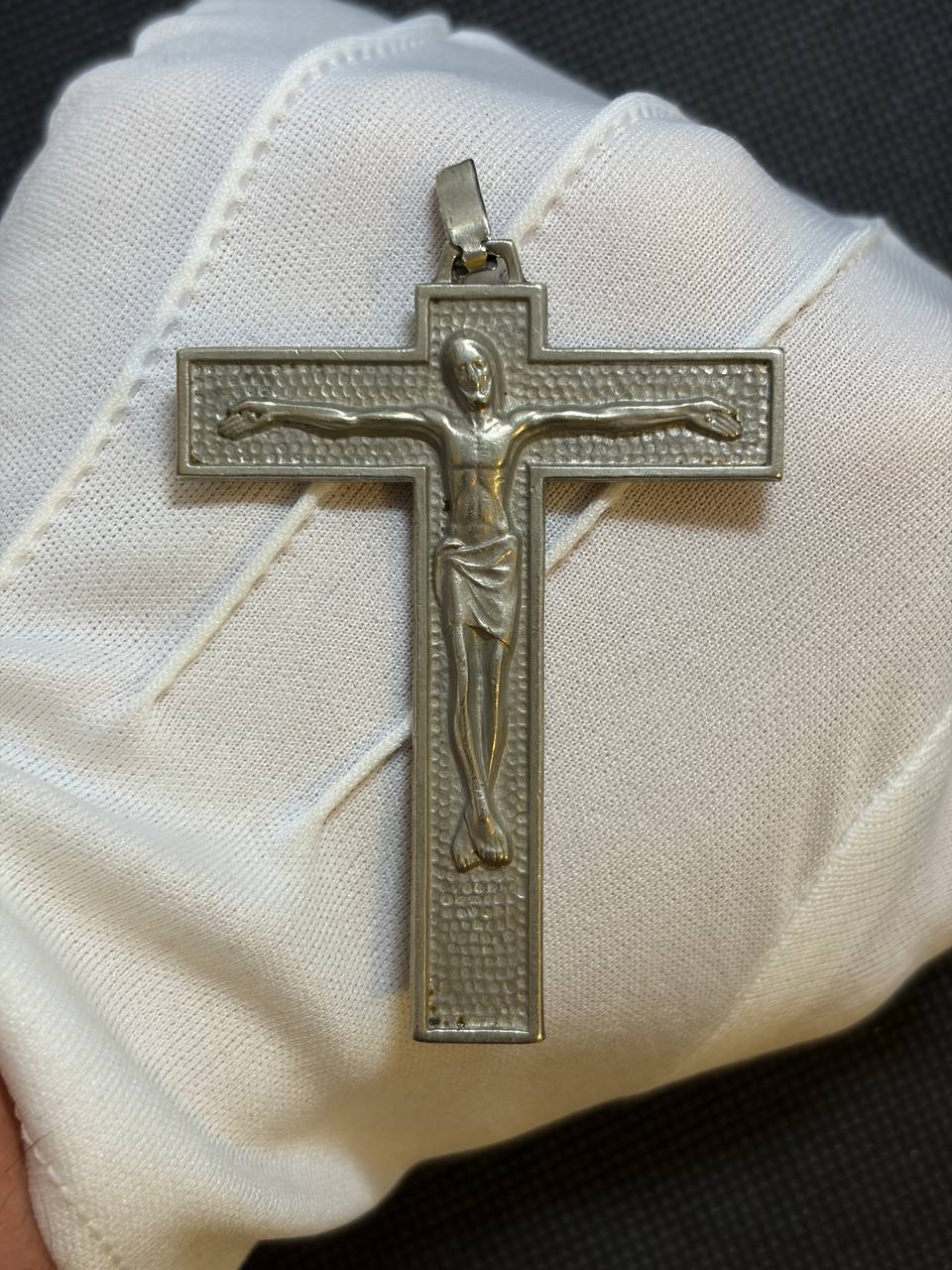 Catholic Crucifix Pendant – Large Silver-Tone Cross