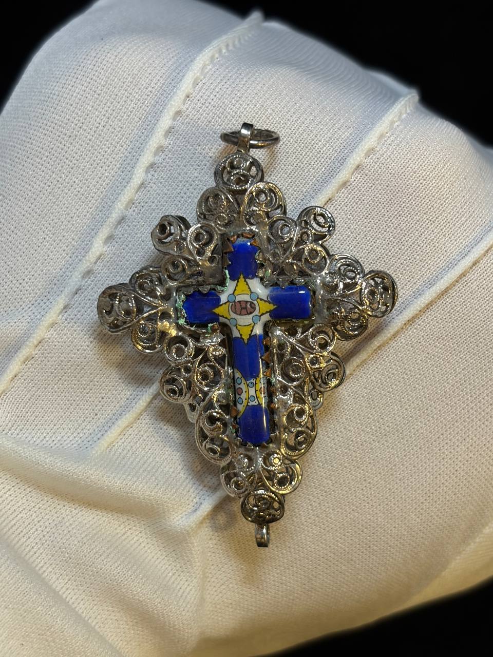 Vintage 925 Sterling Silver Enamel Cross Pendant – Hand-Painted Crucifix & Ornate Filigree