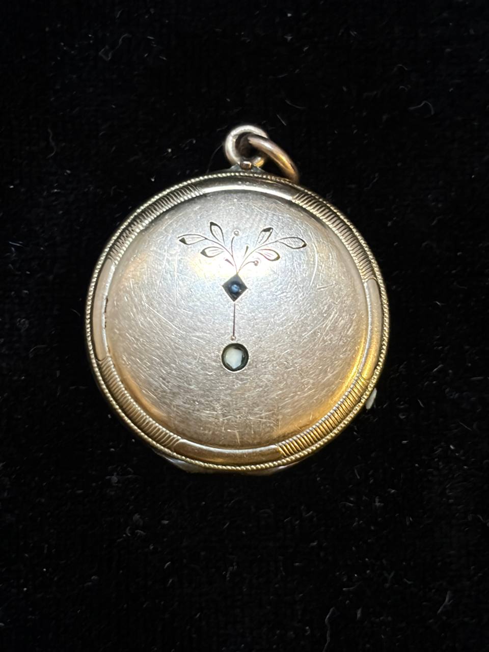 Vintage Round Photo Locket Pendant with Original Photograph | Engraved Floral Design