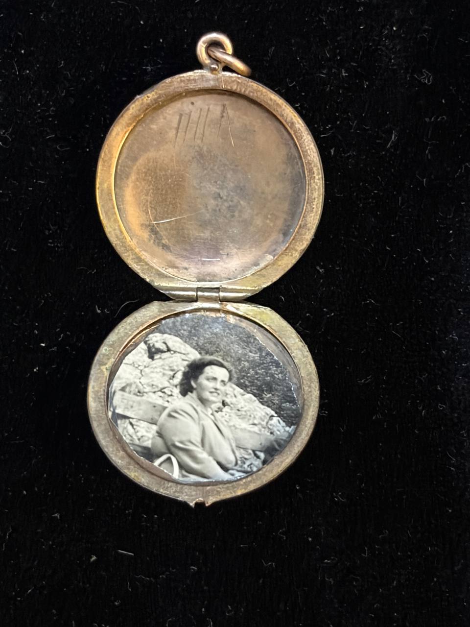 Vintage Round Photo Locket Pendant with Original Photograph | Engraved Floral Design