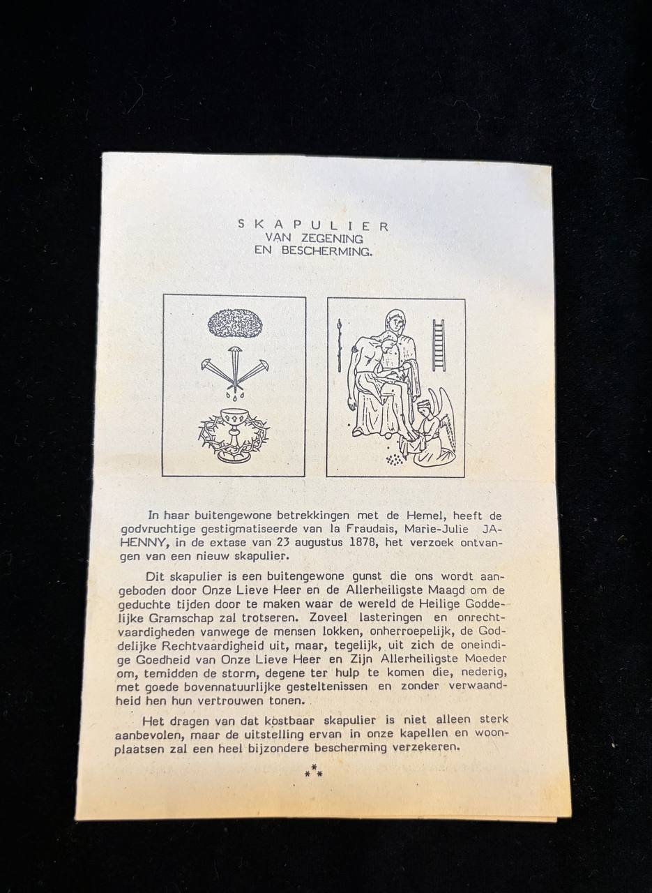 Antique Purple Scapular Devotional Booklet | Scapular of Benediction & Protection | Marie-Julie Jahenny