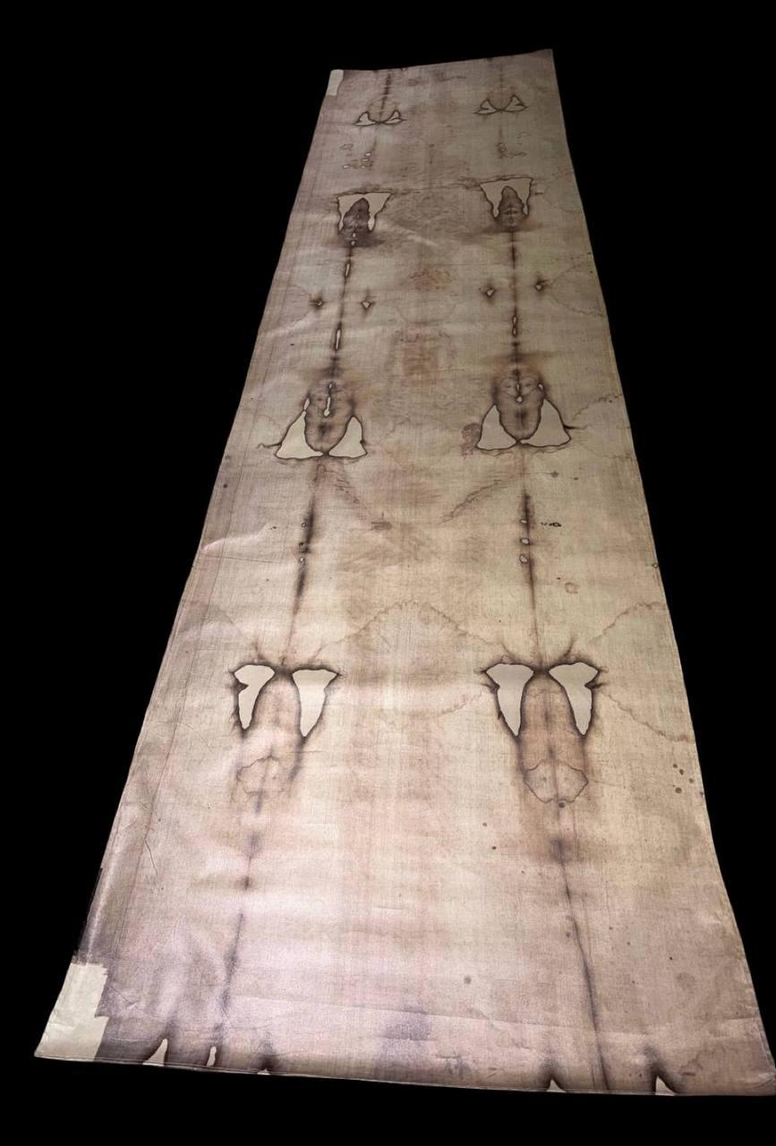 Exceptional Holy Shroud of Turin Reproduction on Linen — Reported Papal Gift to Benedict XVI from Cardinal Marco Cé, 2006