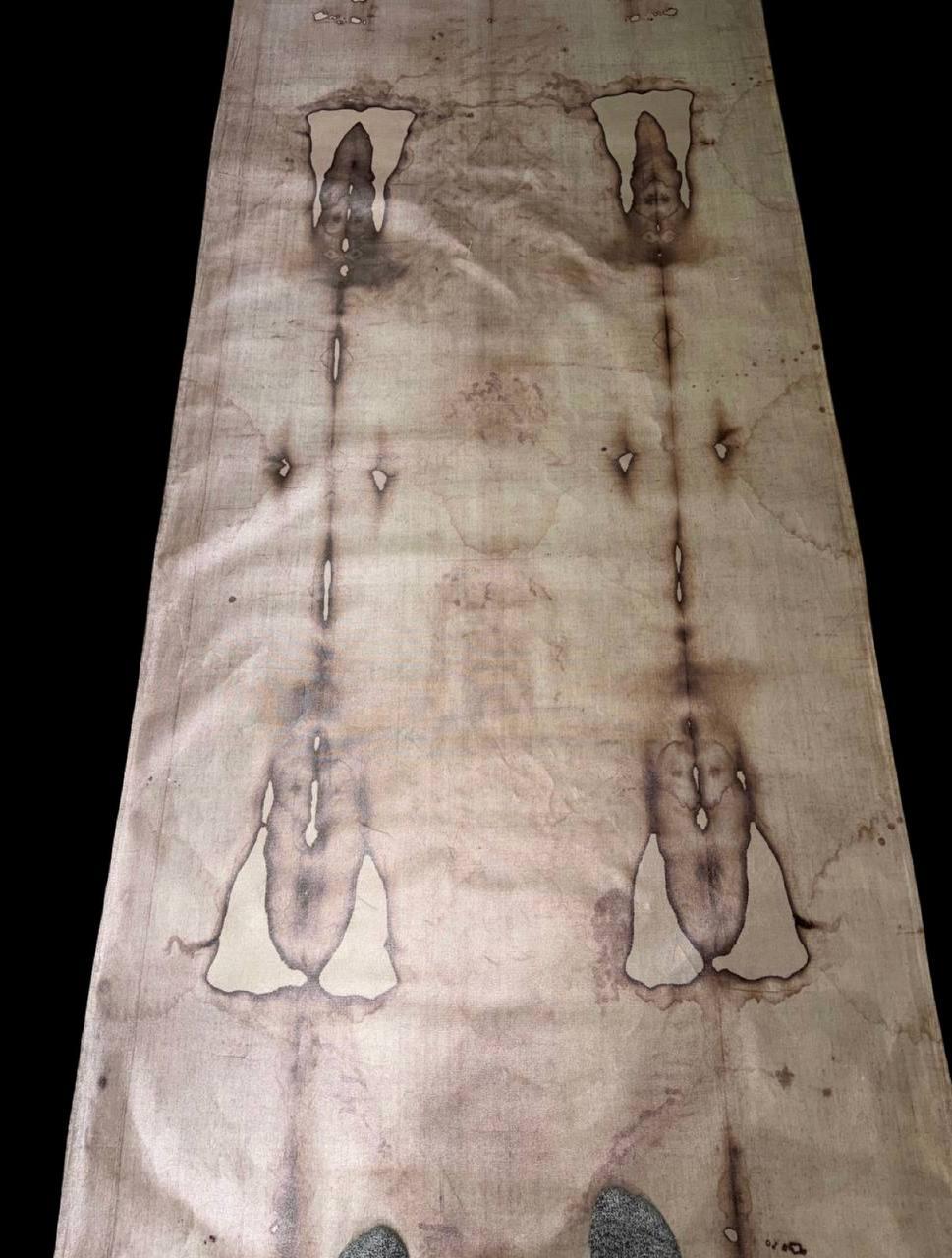 Exceptional Holy Shroud of Turin Reproduction on Linen — Reported Papal Gift to Benedict XVI from Cardinal Marco Cé, 2006