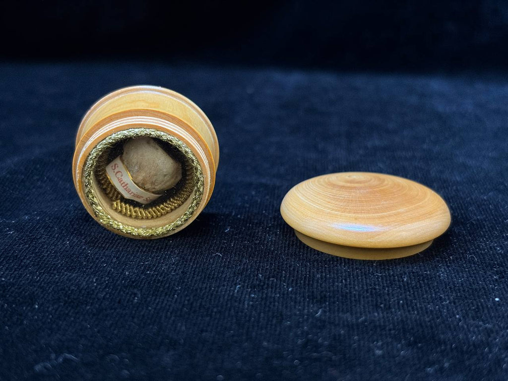 Saint Catherine of Siena wooden theca opened, beside its lid