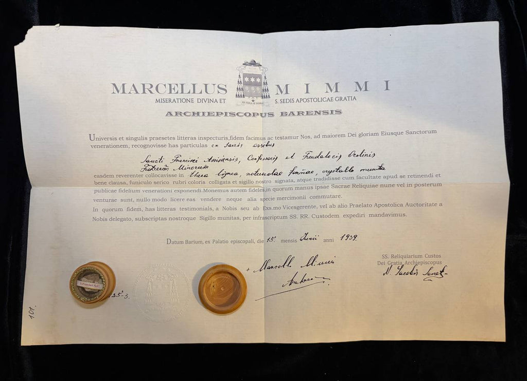 1959 certificate of Archbishop Marcellus Mimmi of Bari for the Saint Francis of Assisi relic, shown with the wax seal and theca