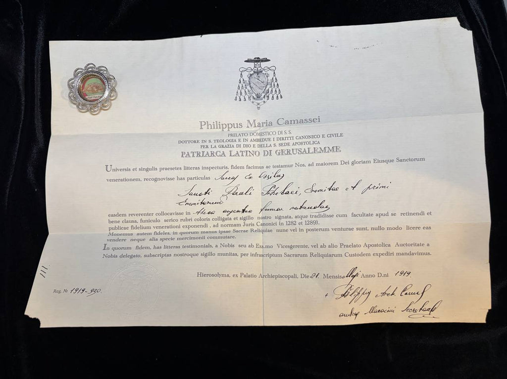 1919 Latin Patriarchate of Jerusalem certificate of Patriarch Philippus Camassei for the Saint Paul of Thebes relic, with the theca