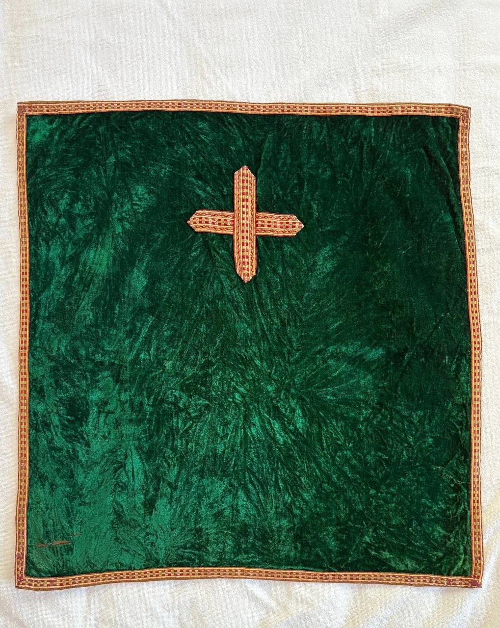 Real velvet chalice veil.