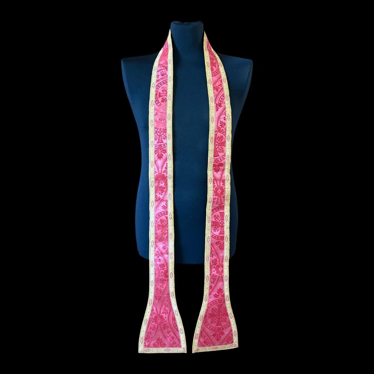 New embroidered liturgical stole